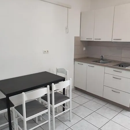 Apartman Kampor Damira Rab Town