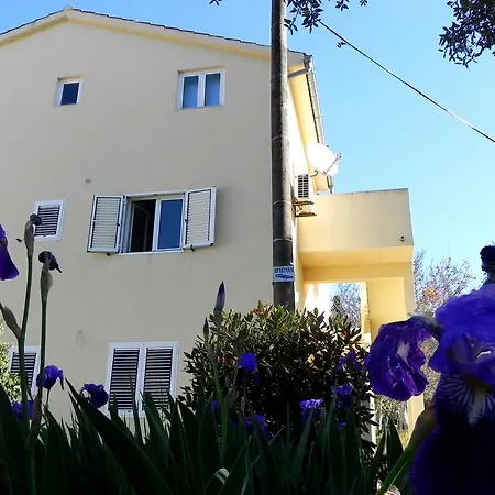 Appartamento Kampor Damira