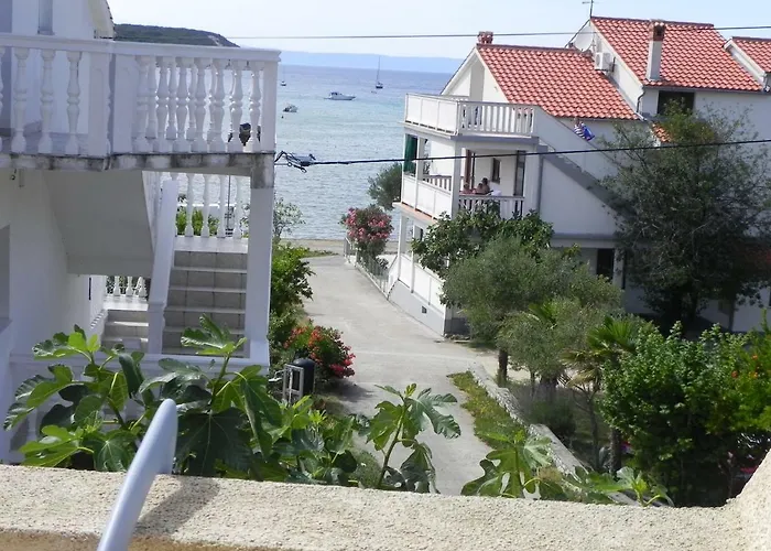 Kampor Damira * Rab Town