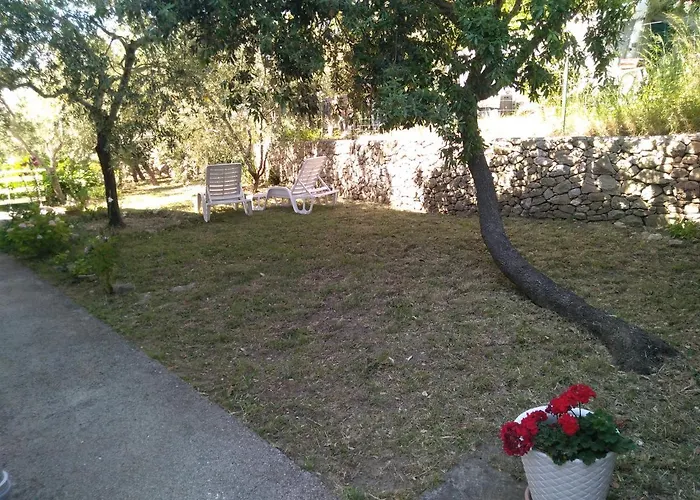Apartament Kampor Damira *