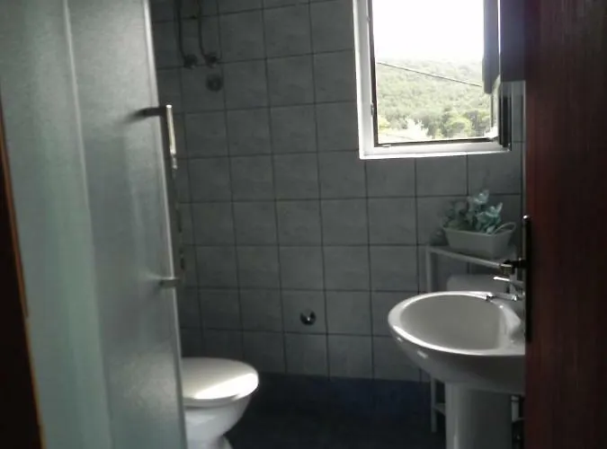 Apartament Kampor Damira *