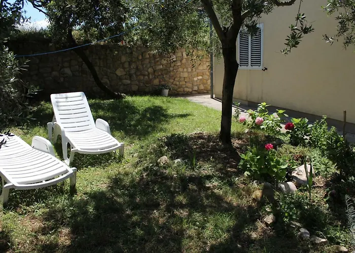 Apartament Kampor Damira *
